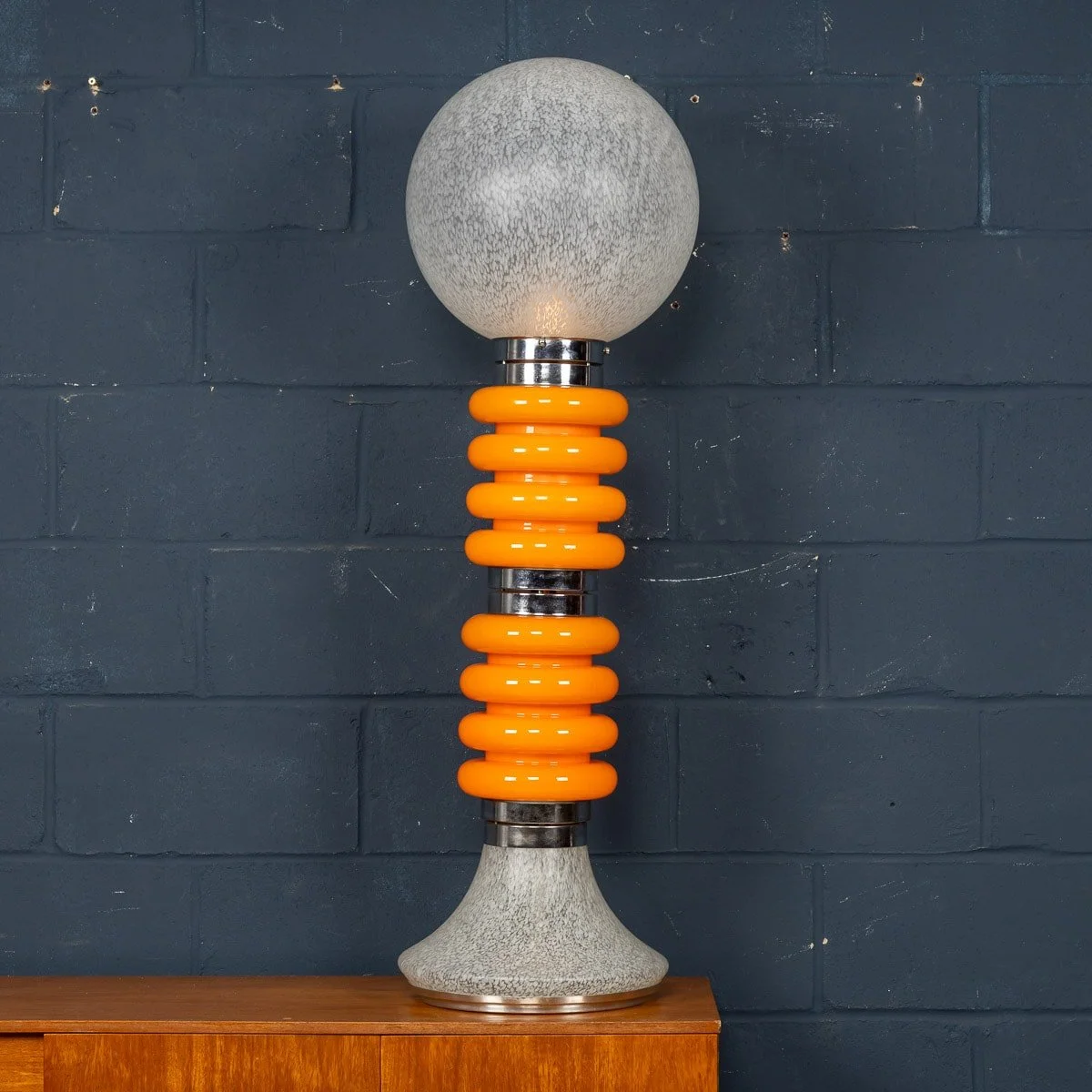A VINTAGE ITALIAN FLOOR LAMP BY CARLO NASON FOR MAZZEGA, MURANO